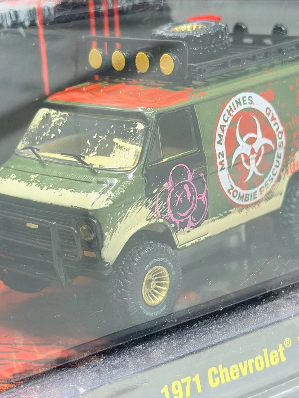 M2 Machine 1971 Chevrolet Van G10 4x4 - Green Zombie Squad Toy Vehicle